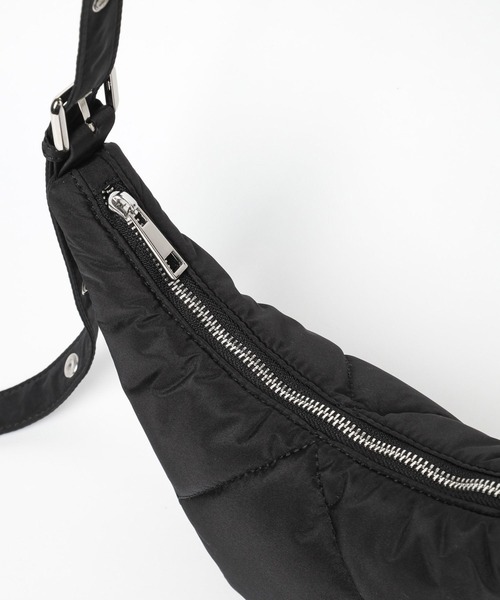 HARE(ハレ)の「パテッドナイロンBAG(HARE)(ショルダーバッグ・メンズ・ブラック・FREE)」の20枚目の写真