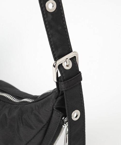 HARE(ハレ)の「パテッドナイロンBAG(HARE)(ショルダーバッグ・メンズ・ブラック・FREE)」の21枚目の写真