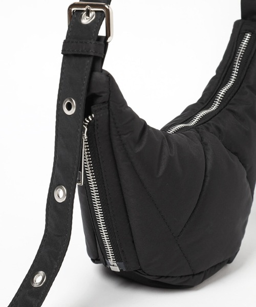 HARE(ハレ)の「パテッドナイロンBAG(HARE)(ショルダーバッグ・メンズ・ブラック・FREE)」の6枚目の写真