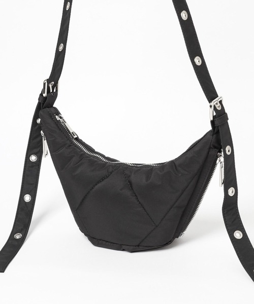 HARE(ハレ)の「パテッドナイロンBAG(HARE)(ショルダーバッグ・メンズ・ブラック・FREE)」の7枚目の写真