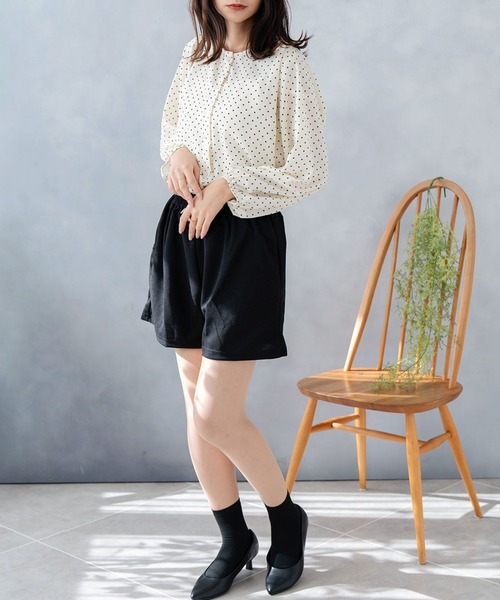 Asterellivi(アステレリビ)の「主役級ドットブラウス(シャツ/ブラウス・レディース・ベージュ/ブラック・M/L)」の13枚目の写真