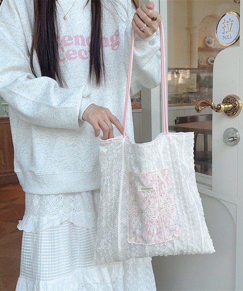 レースモラ刺繍のトートバッグ レースモラ刺繍のトートバッグ レースモラ刺繍のトートバッグ