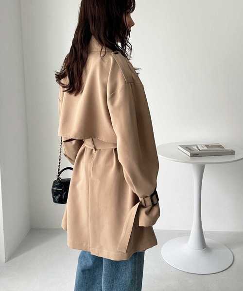 GeeRA（ジーラ）の「キャンディースリーブミドル丈Ａライントレンチコート（トレンチコート・レディース・アイボリー/ベージュ・LARGE/X-LARGE/MEDIUM）」の12枚目の写真