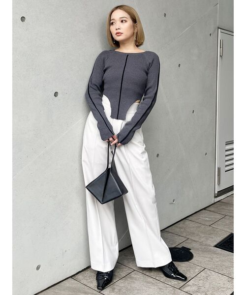 MURUA（ムルーア）の「【セットアップ対応】センプレワイドパンツ（スラックス・レディース・モカ/ライトグレー/ピンク/グレー/ブラック・1/2）」の8枚目の写真