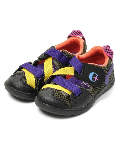 IFME（イフミー）の「KIDS｜IFME＋ キネティックウォーターシューズ（サンダル・キッズ・ブラック/グリーン・15.0cm/15.5cm/16.0cm/16.5cm/17.0cm/17.5cm/18.0cm/18.5cm/19.0cm）」の2枚目の写真