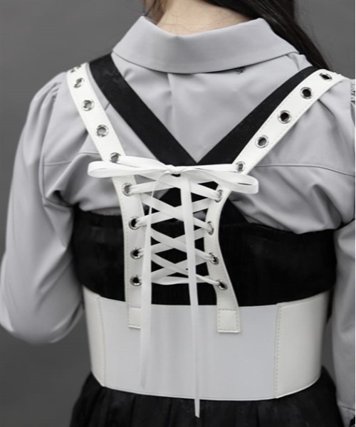 axes femme POETIQUE（アクシーズファムポエティック）の「レースアップハーネスベルト（ベルト・レディース・ホワイト/ブラック・FREE）」の7枚目の写真