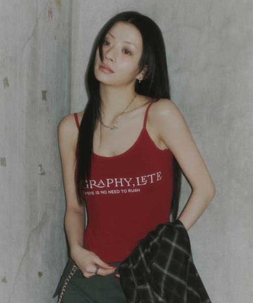 DTYYPE(ドタイプ)の「カップ付きフロントフォントリブキャミソール(キャミソール・レディース・グレー/ブラック/レッド・FREE)」の4枚目の写真