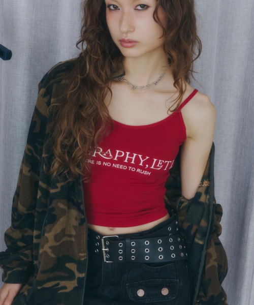 DTYYPE(ドタイプ)の「カップ付きフロントフォントリブキャミソール(キャミソール・レディース・グレー/ブラック/レッド・FREE)」の22枚目の写真