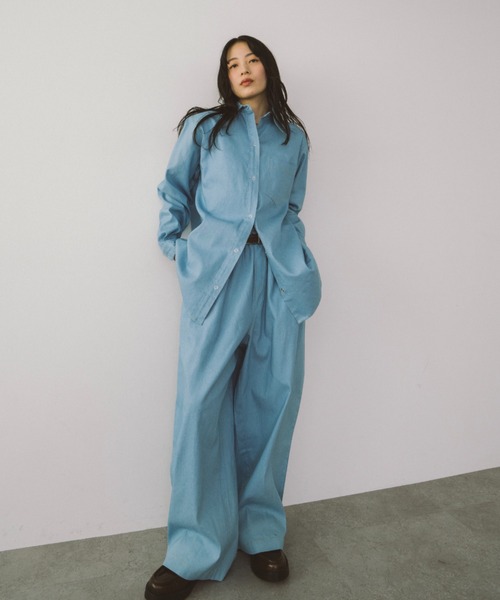 HANNE（アン）の「ダンガリーオーバーサイズシャツ（シャツ/ブラウス・レディース・ネイビー/ブルー・FREE）」の13枚目の写真