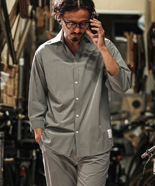 wjk reluxe(ダブルジェーケーリラックス)の「ms5986-cool stretch hook 3-4 sleeve shirts 7分袖シャツ(シャツ/ブラウス・メンズ・ホワイト/ブラック/グレー系その他・M/L/S)」の1枚目の写真