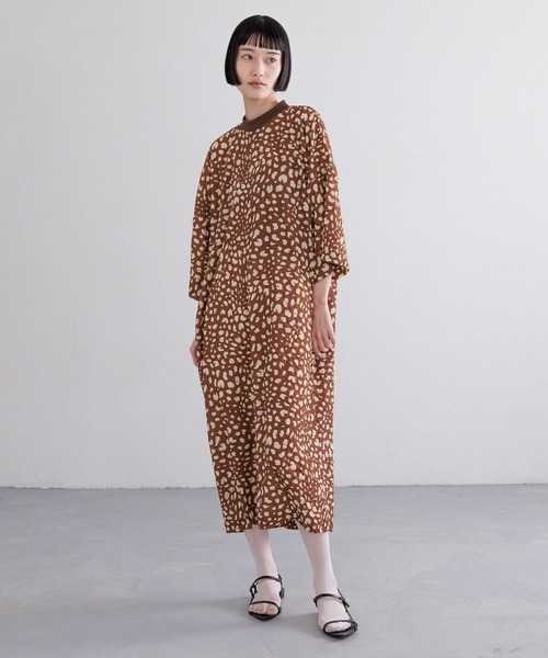 yuw(ユウ)の「レオパードTワンピース 327290(ワンピース・レディース・ブラック/ブラウン・FREE)」の1枚目の写真