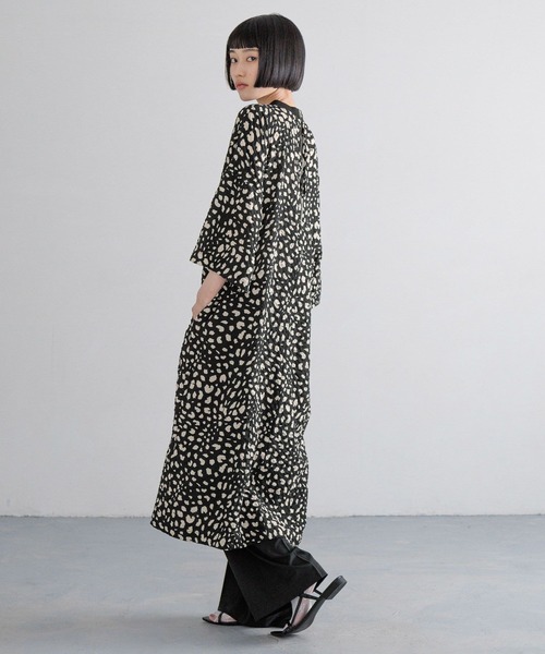 yuw(ユウ)の「レオパードTワンピース 327290(ワンピース・レディース・ブラック/ブラウン・FREE)」の5枚目の写真
