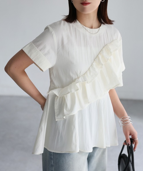 Riberry（リベリー）の「アシメフリルペプラムフレアブラウス（シャツ/ブラウス・レディース・アイボリー/ブラック・FREE）」の5枚目の写真