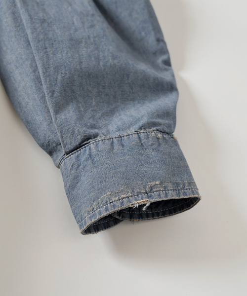 JOURNAL STANDARD(ジャーナルスタンダード)の「ダンガリー ファットワークシャツ(シャツ/ブラウス・メンズ・グレー/アイボリー/コバルトブルー・SMALL/MEDIUM/LARGE)」の7枚目の写真