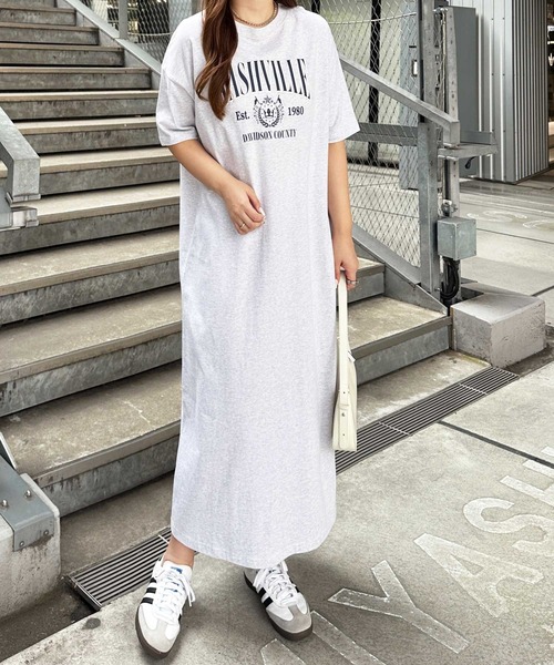 GeeRA(ジーラ)の「綿100%アソートロゴグラフィックプリントオーバーサイズTシャツワンピース(ワンピース・レディース・オートミール/チャコール/ナチュラル/チャコールグレー・LARGE/X-LARGE/MEDIUM)」の14枚目の写真