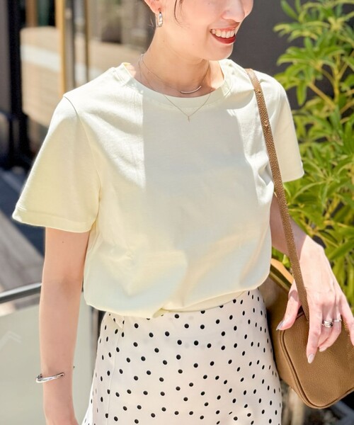 NOLLEY’S（ノーリーズ）の「プレミアムスムースTシャツ（Tシャツ/カットソー・レディース・イエロー/ネイビー/ベージュ/ホワイト/ピンク・36/38）」の5枚目の写真