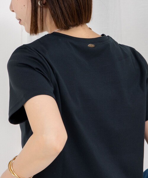 NOLLEY’S（ノーリーズ）の「プレミアムスムースTシャツ（Tシャツ/カットソー・レディース・イエロー/ネイビー/ベージュ/ホワイト/ピンク・36/38）」の18枚目の写真