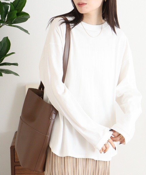 atONE(アットワン)の「ラウンドヘムロンT(Tシャツ/カットソー・レディース・ブラック/オフホワイト/杢グレー・M-L/LL~3L/4L~5L)」の2枚目の写真