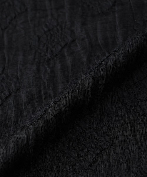 A/C DESIGN BY ALPHA CUBIC(エーシーデザインバイアルファキュービック)の「【2025春夏】レーシージャガードプルオーバー(Tシャツ/カットソー・レディース・ブラック/オフホワイト・M/L)」の3枚目の写真