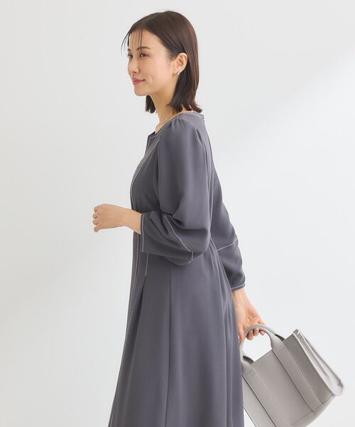 ELENCARE DUE（エレンカーレデュエ）の「・ELENCARE DUEボリュームスリーブワンピース（ワンピース・レディース・ブルー/チャコールグレー/ピンク/ライトベージュ・FREE）」の9枚目の写真