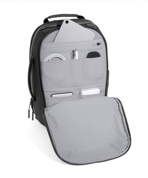 Aer(エアー)の「Aer エアー Day Pack 3 デイパック 3 バックパック リュック(バックパック/リュック・メンズ・ブラック・FREE)」の5枚目の写真