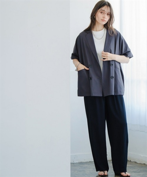 Maison INNESS(メゾンアイネス)の「ハーフスリーブオーバーサイズダブルブレストジャケット(防しわ・接触冷感・UVカット)(テーラードジャケット・レディース・チャコール/ベージュ/ライトグレー・S~M/L~LL/3L~4L)」の8枚目の写真
