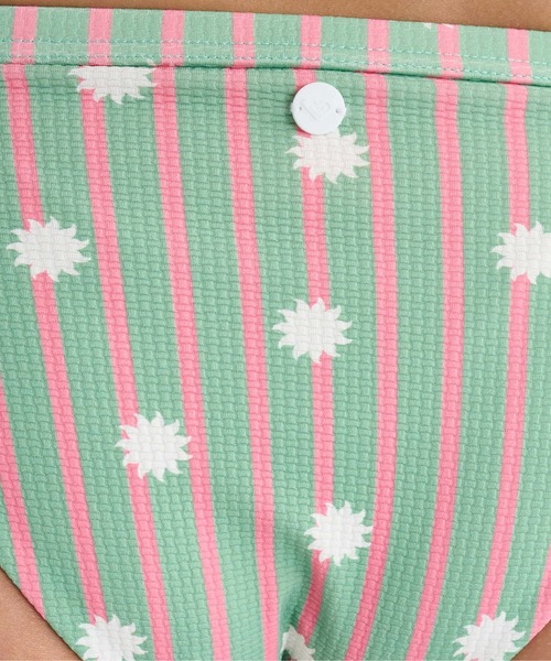 ROXY(ロキシー)の「COASTAL ESCAPE BIKIN /ロキシーリングストラップバンドゥビキニ(水着)(水着・レディース・ホワイト/ブラック/ブルー/グリーン・SMALL/MEDIUM/LARGE)」の15枚目の写真