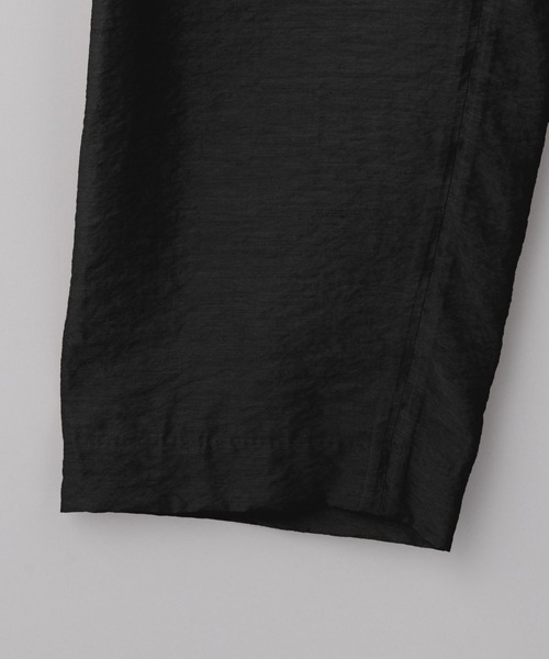 blurhms(ブラームス)の「【blurhms】Ny-Vi-Li Side Seamless Slacks(その他パンツ・メンズ・ベージュ/ダークグレー・2/3)」の8枚目の写真