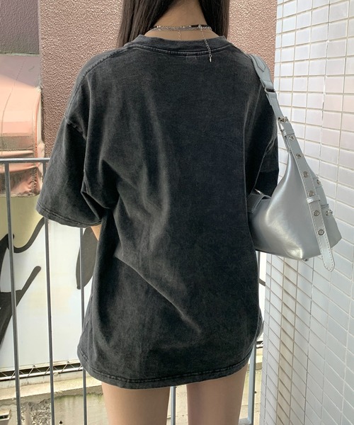 lilful(リルフル)の「花柄プリント ウォッシュデザイン カジュアルTシャツ(Tシャツ/カットソー・レディース・ブラック系その他・S/M)」の8枚目の写真