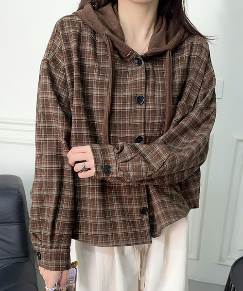 aimoha(アイモハ)の「チェック柄フーディシャツ(パーカー・レディース・ブラック/チョコ・FREE)」の2枚目の写真
