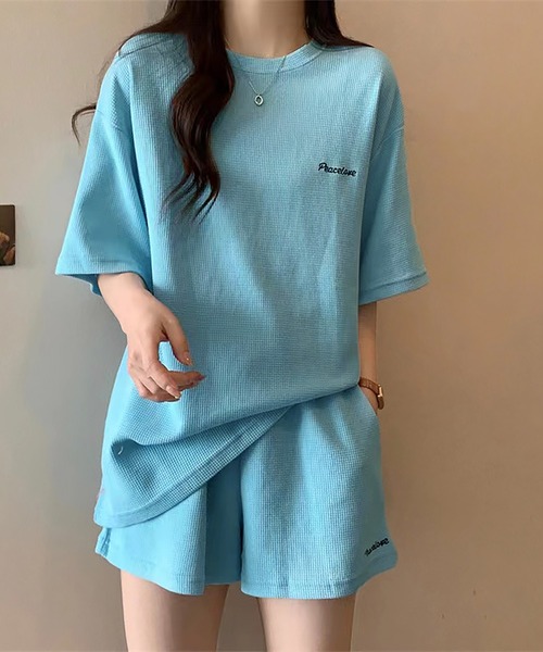 人気新品入荷 セール】ワンポイント刺繍Tシャツ＆ショートパンツ 上下セット ルームウェア・パジャマ