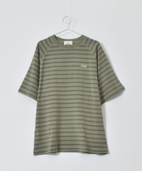 Sunny Smith(サニースミス)の「【SUNNY SMITH】ボーダーオーバーダイ ラグランロゴ刺繍Tシャツ(CP)(Tシャツ/カットソー・メンズ・スモーク/ベージュ/オリーブ・M/L)」の21枚目の写真