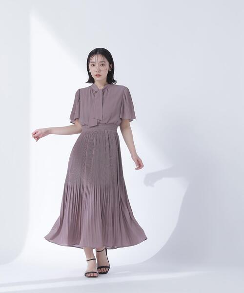NATURAL BEAUTY BASIC（ナチュラルビューティーベーシック）の「◇楊柳ボウタイワンピース（ワンピース・レディース・ブルー/ブラウン/ベージュ・SMALL/MEDIUM）」の2枚目の写真