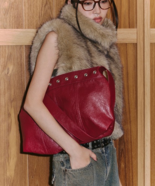 DTYYPE(ドタイプ)の「スナップショルダーバッグ(ショルダーバッグ・レディース・レッド/ブラウン/ブラック・FREE)」の8枚目の写真