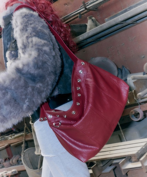 DTYYPE(ドタイプ)の「スナップショルダーバッグ(ショルダーバッグ・レディース・レッド/ブラウン/ブラック・FREE)」の4枚目の写真