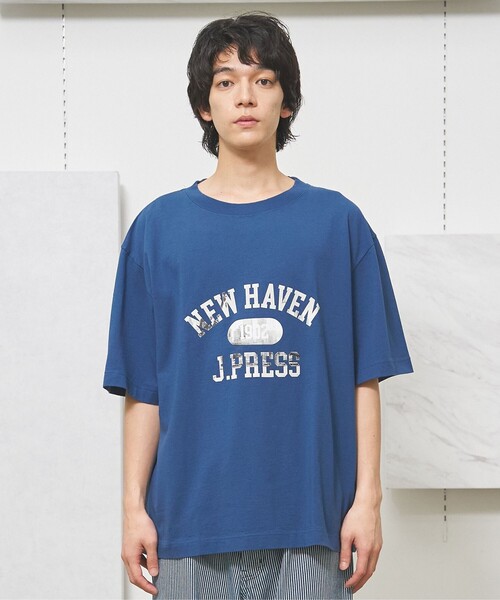 J.PRESS YORK STREET(ジェイプレスヨークストリート)の「【UNISEX】フォトプリント Tシャツ "College Logo"(Tシャツ/カットソー・メンズ・ライトグレー系/ダルブルー系/ホワイト系/ライトグリーン系・SMALL/MEDIUM/LARGE)」の4枚目の写真