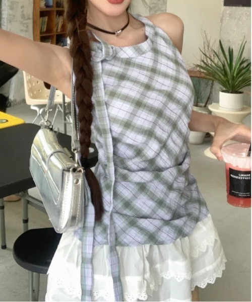 AsheKsha(アシクシャ)の「【新作】ノースリーブ フレンチチェックトップス(Tシャツ/カットソー・レディース・ブルーグレー/ライトブルー・F)」の2枚目の写真