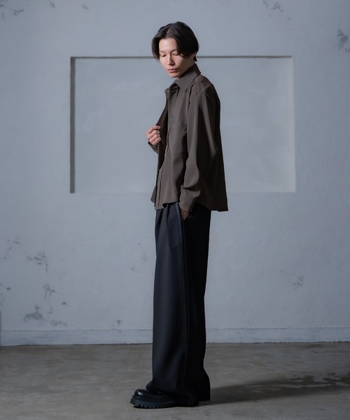 Crownor(クラウノアー)の「ドレープ 長袖シャツ(シャツ/ブラウス・メンズ・チャコール/ブルー/ホワイト・LARGE/MEDIUM)」の16枚目の写真
