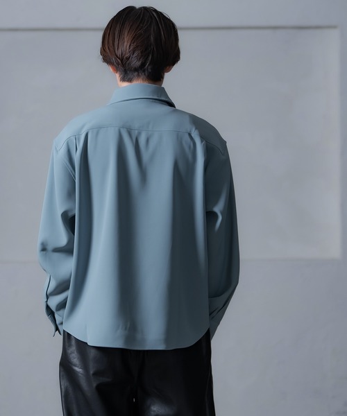 Crownor(クラウノアー)の「ドレープ 長袖シャツ(シャツ/ブラウス・メンズ・チャコール/ブルー/ホワイト・LARGE/MEDIUM)」の19枚目の写真