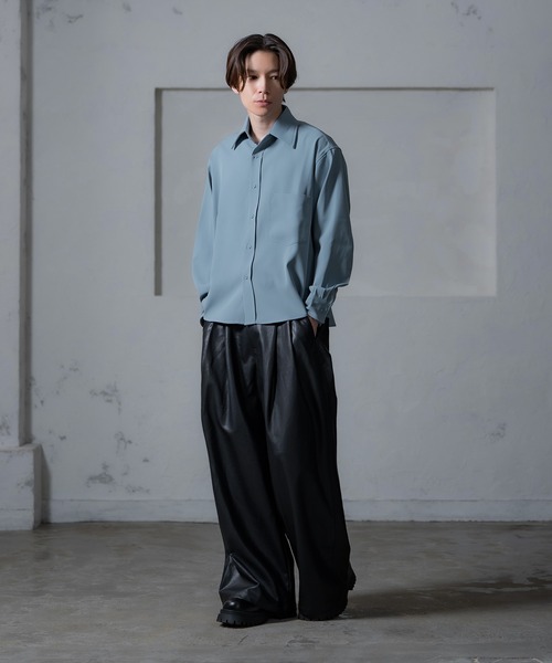 Crownor(クラウノアー)の「ドレープ 長袖シャツ(シャツ/ブラウス・メンズ・チャコール/ブルー/ホワイト・LARGE/MEDIUM)」の20枚目の写真