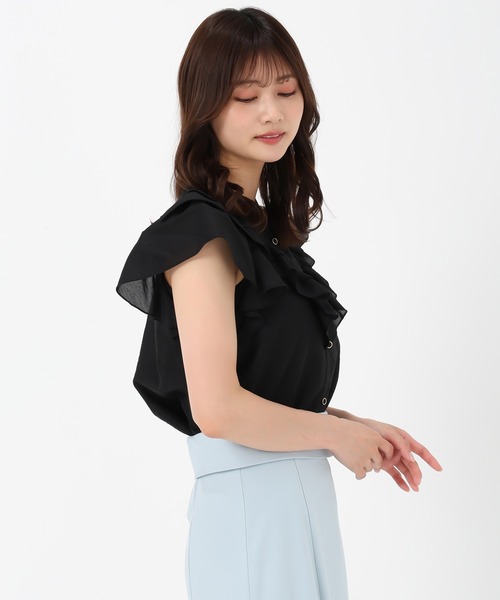 MISCH MASCH（ミッシュマッシュ）の「Vフリルカラーブラウス（シャツ/ブラウス・レディース・ブラック/ピンク/ホワイト・ﾌﾘ-）」の5枚目の写真