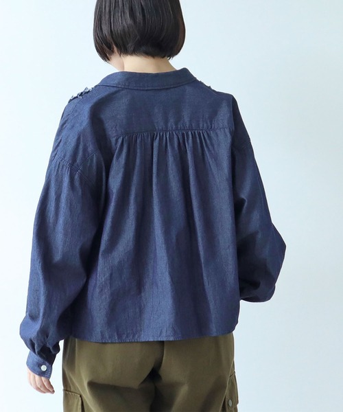 PAR ICI(パーリッシィ)の「ライトオンスデニム たっぷりフリルブラウス(シャツ/ブラウス・レディース・ネイビー/サックスブルー・FREE)」の9枚目の写真