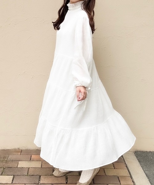 merrylatte(メリーラテ)の「低身長OK!フリルネックロングワンピース(ワンピース・レディース・ホワイト・MEDIUM)」の15枚目の写真