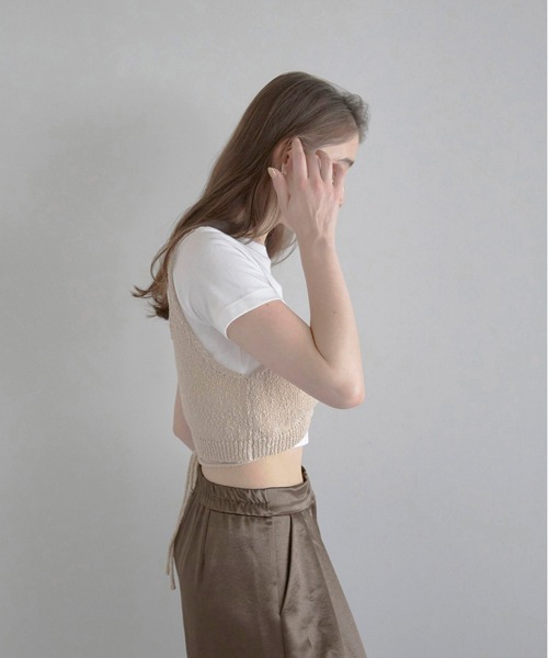 MINERTE(ミネルテ)の「【MINERTE】drawstring knit bustier / ドロストニットビスチェ(キャミソール・レディース・オフホワイト/ライトベージュ/ネイビー・FREE)」の16枚目の写真