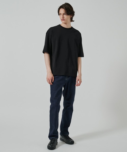 STUDIOUS（ステュディオス）の「【STUDIOUS】HIGH TWIST RELAX FIT TEE（Tシャツ/カットソー・メンズ・ホワイト/ブラック・1/2）」の6枚目の写真