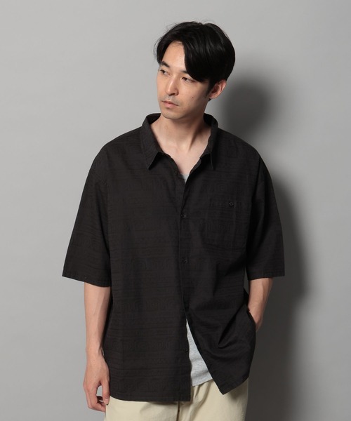 Ocean Pacific(オーシャンパシフィック)の「【Ocean Pacific(オーシャンパシフィック)】別注トライバルプリントシャツ(シャツ/ブラウス・メンズ・ブラック・MEDIUM/LARGE)」の3枚目の写真