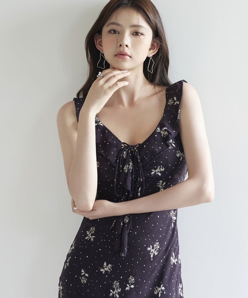 SAISON DE PAPILLON(セゾンドパピヨン)の「花柄シフォンロングワンピース【ZOZOTOWN限定アイテム】(ワンピース・レディース・ブラック/アイボリー・M/S)」の17枚目の写真