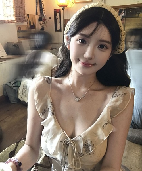新品✨花柄シフォンロングワンピース❤️港区女子 楽天市場】2025年夏新作 シフォンロングワンピース 花柄リゾート