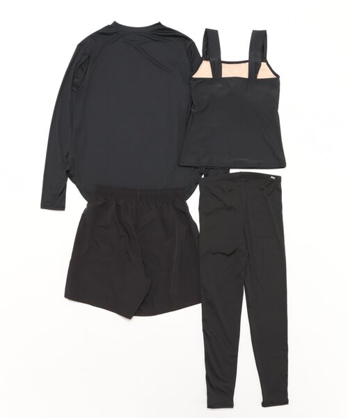 FILA(フィラ)の「ラッシュガード付き 4点セット水着 (レギンスタイプ)(水着・レディース・ブラック/ホワイト・MEDIUM/LARGE/X-LARGE/XX-LARGE)」の3枚目の写真