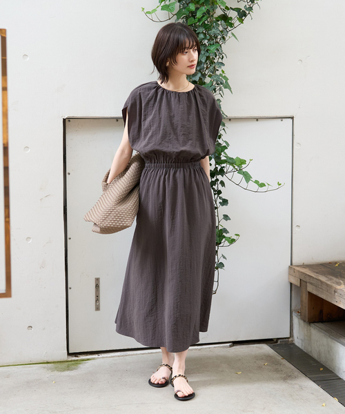 Rouge vif Anna（ルージュヴィフアンナ）の「ノースリーブワンピース（ワンピース・レディース・チャコールグレー/ブラック・フリー）」の7枚目の写真